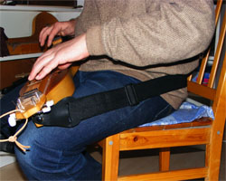 Dulcimer mit Haltegurt